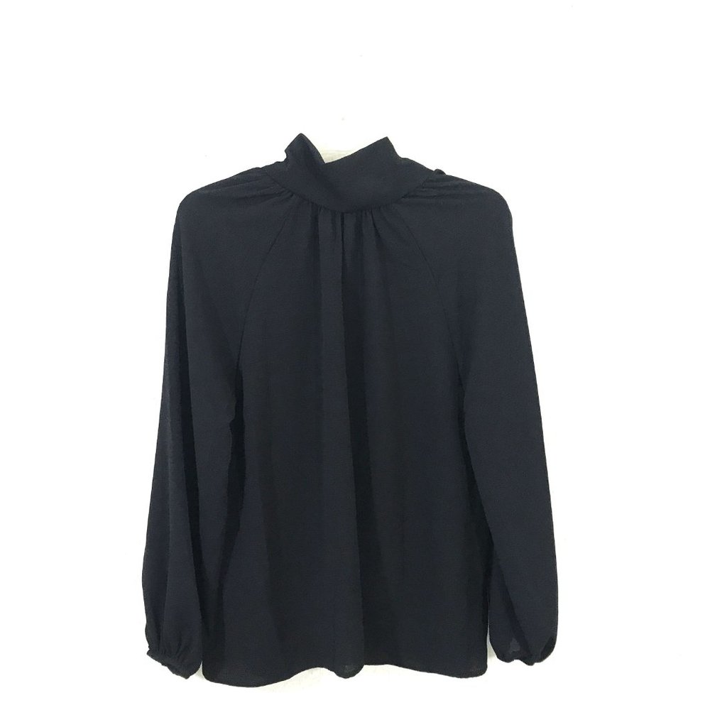 Pleated Blouse with Tie Neck M, 2 HEARTS
